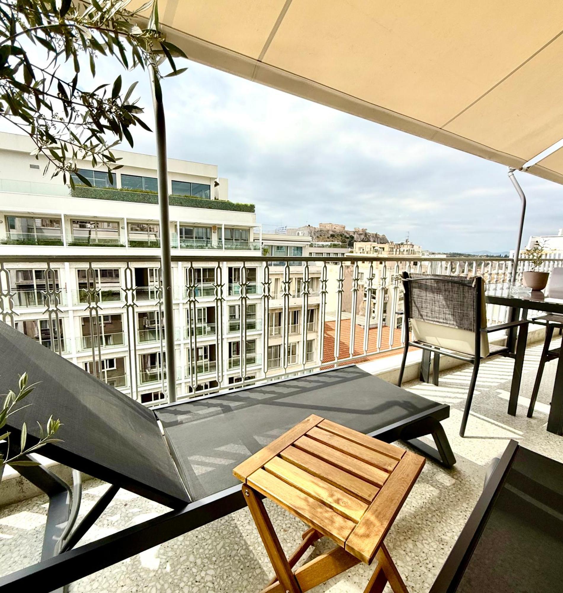 Parthenon And Syntagma Square View Apartment Atene Esterno foto